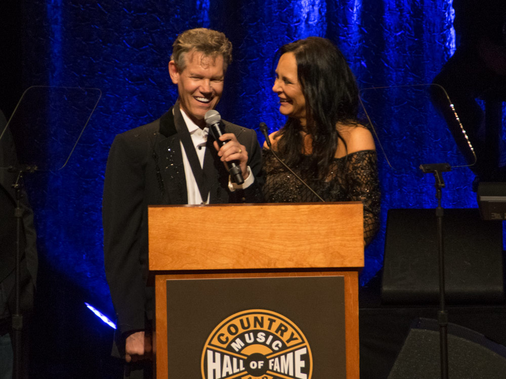 Watch Randy Travis’ Amazing Performance of “Amazing Grace” at His Country Music Hall of Fame Induction