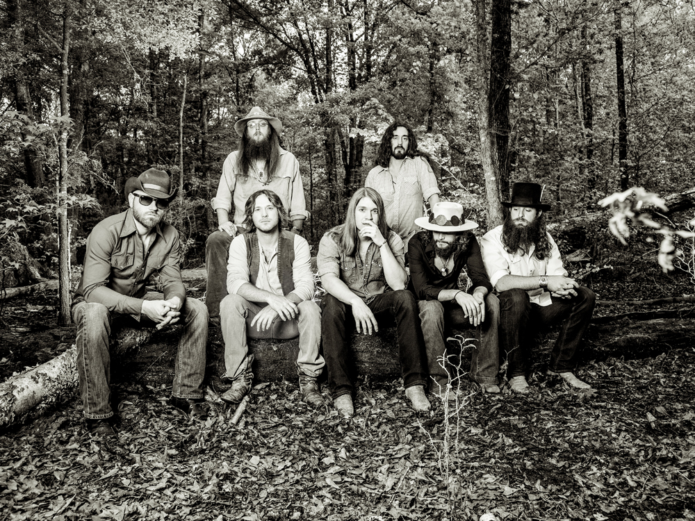 Exclusive Premiere: Watch Whiskey Myers’ Gritty New Lyric Video for “Mud”