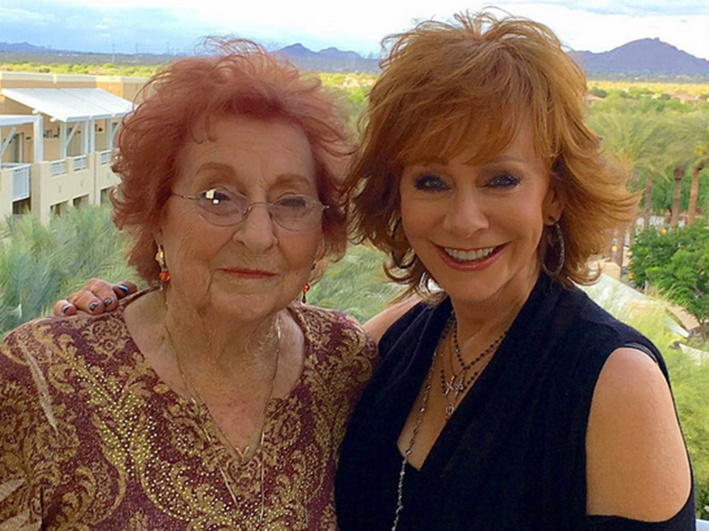 Reba McEntire Says Singing With Mom and Sisters on New Gospel Album Was “Too Much Fun”