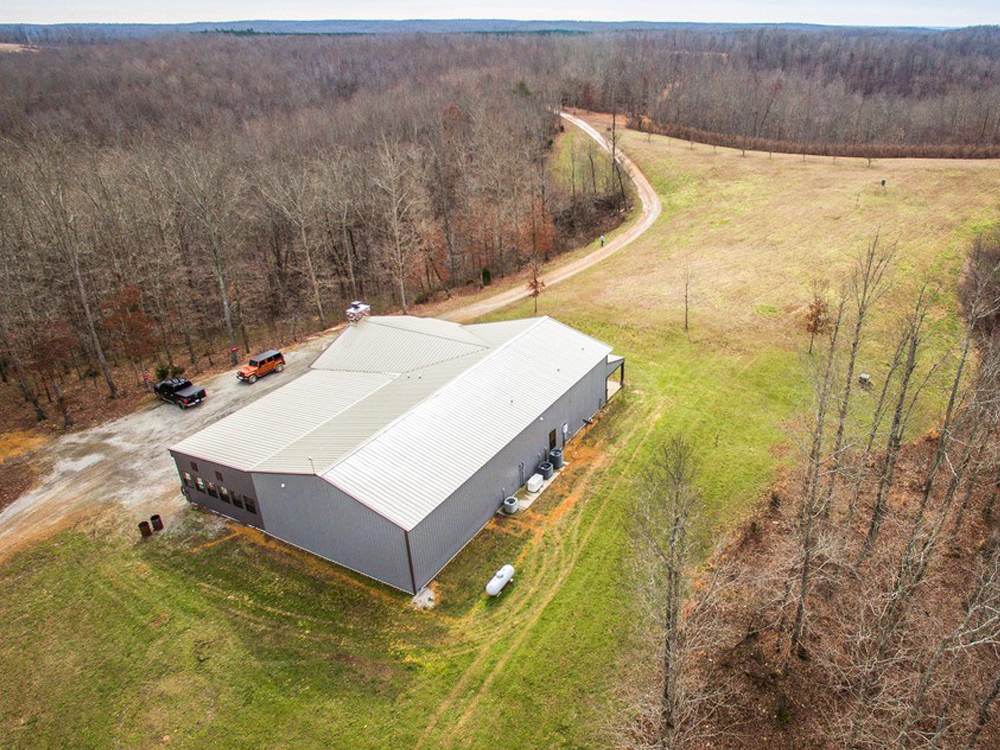 Jason Aldean’s Black Jack Ridge Farm in Tennessee Is on the Market for $4.5 Million [Photo Gallery]